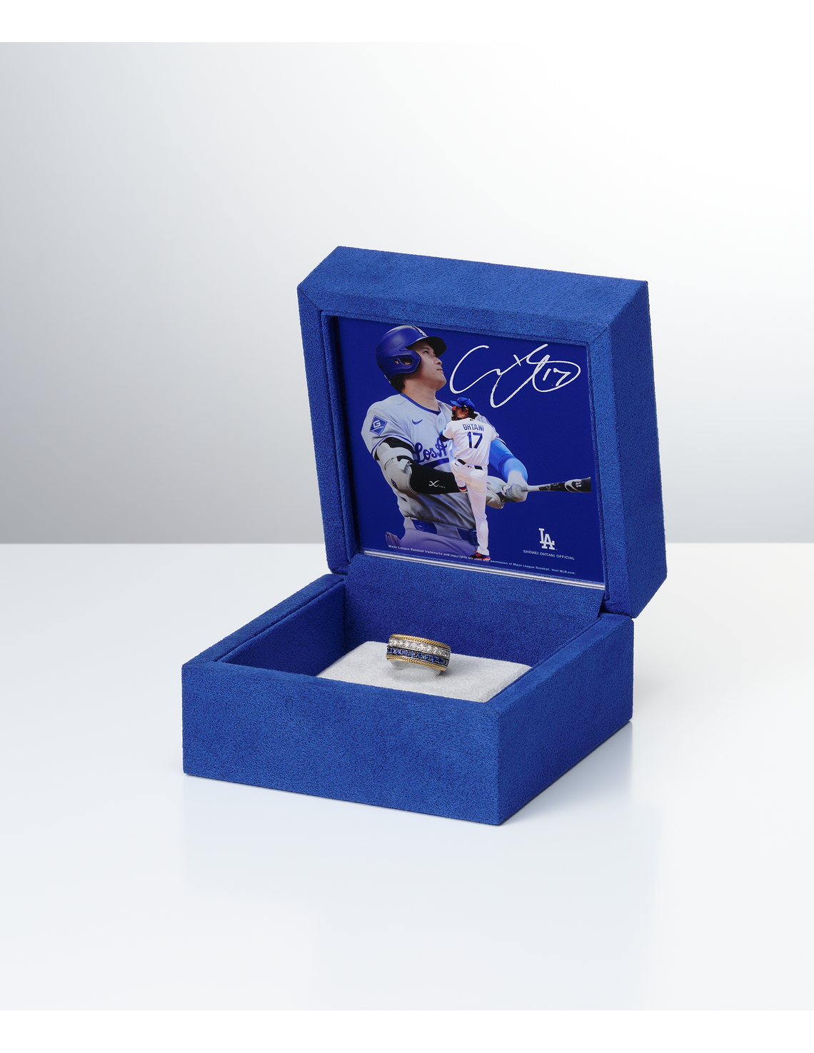 SHOHEI OHTANI OFFICIAL「K18/Pt900 DIAMOND SAPPHIRE RING」（2026）
