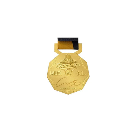 SHOHEI OHTANI OFFICIAL「BACK TO BACK WORLD SERIES CHAMPIONS K24 MEDAL DIAMOND JEWELRY」（2025）